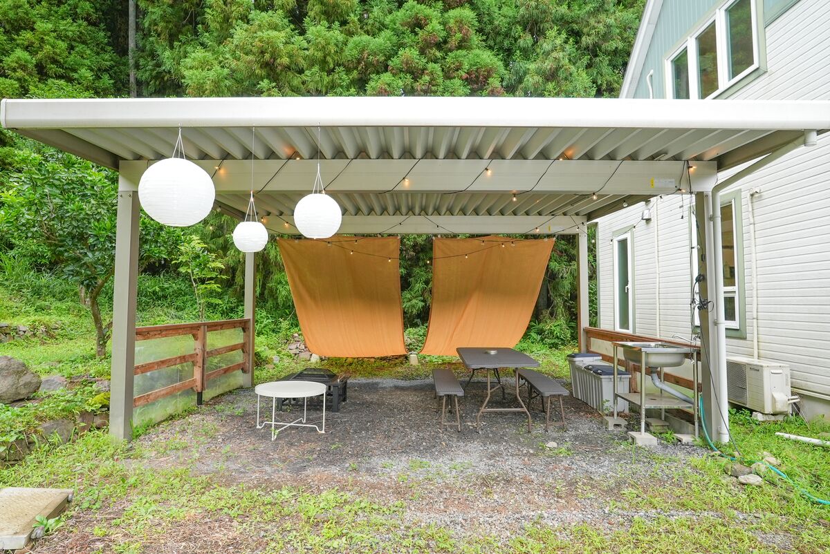 ウッドデッキのBBQスペース